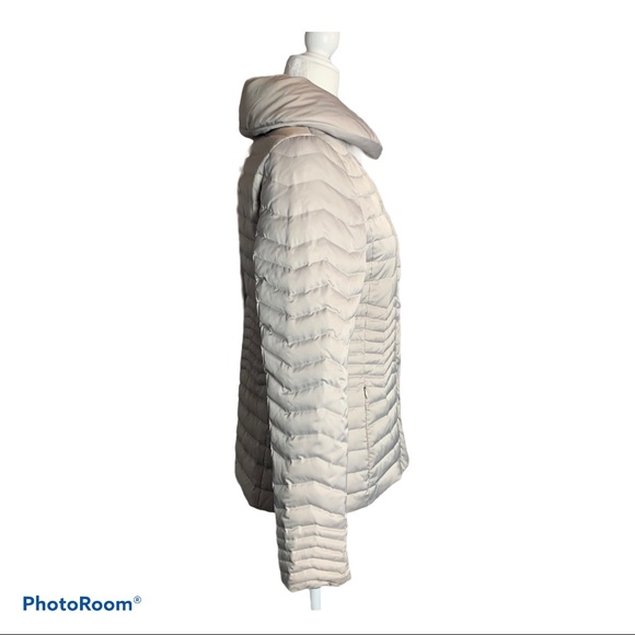 Trussardi Down Puffer Jacket ~ Pearl Beige - Picture 4 of 11